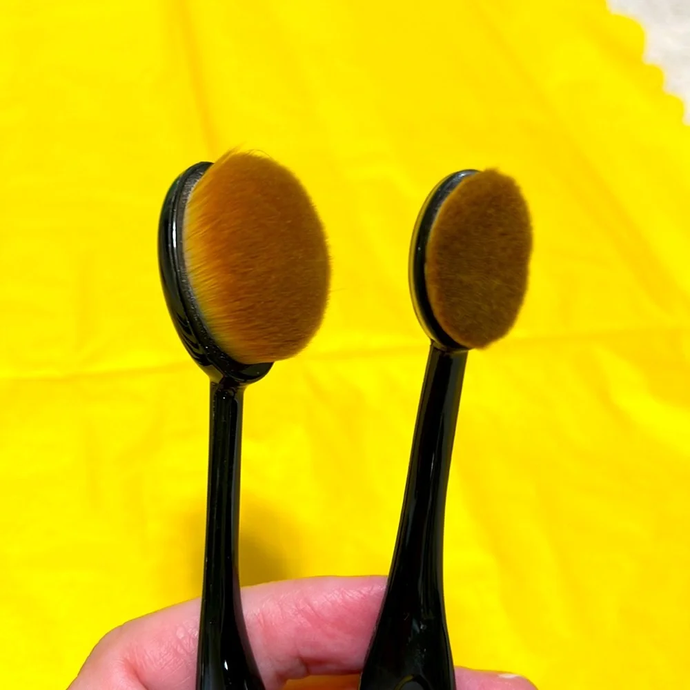 10 PIECE SUPER SOFT SYNTHETIC HAIR MAKEUP BRUSH SET WITH BLACK HANDLES